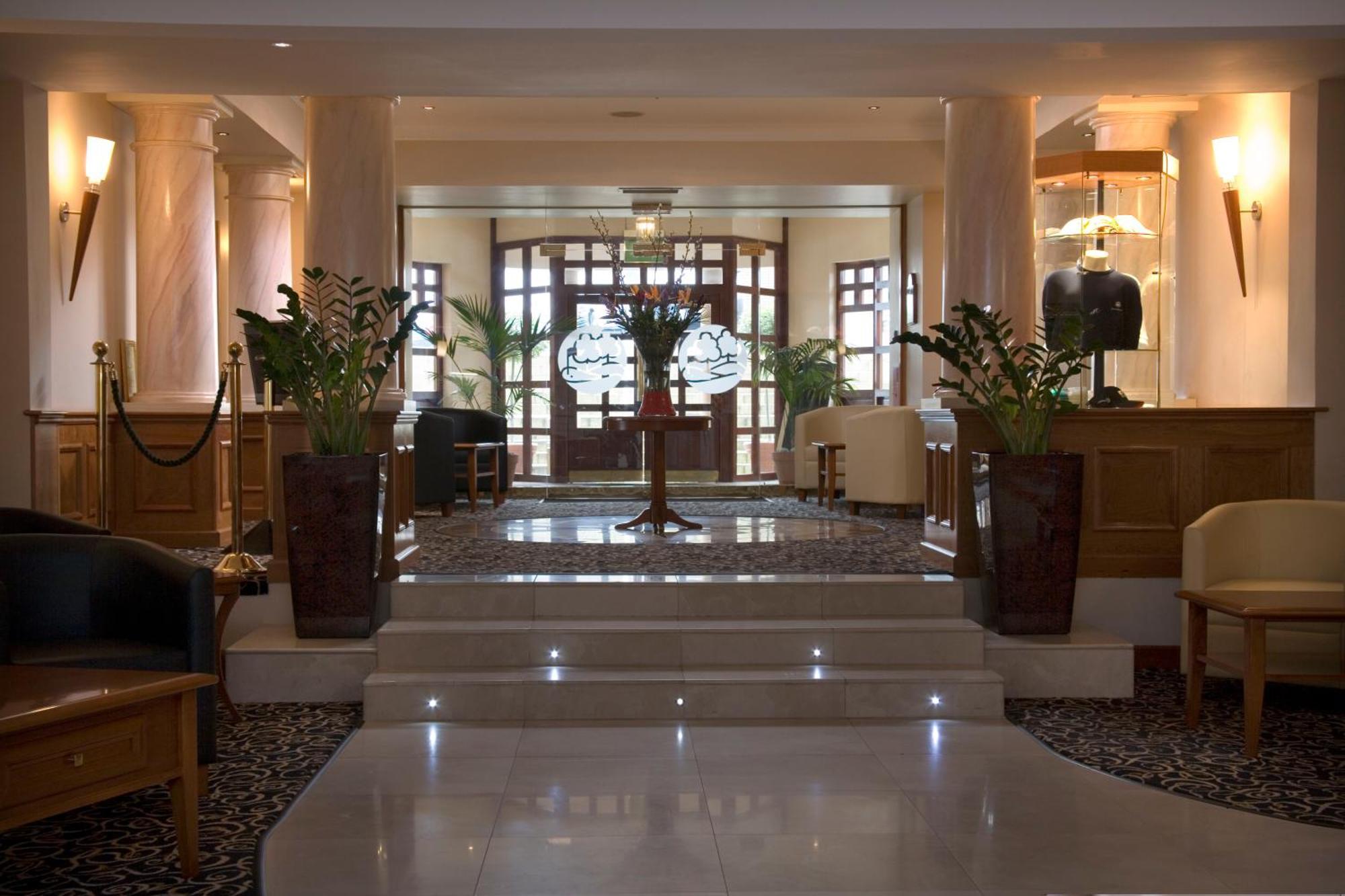 Bryn Meadows Golf, Hotel & Spa Blackwood  Exterior photo