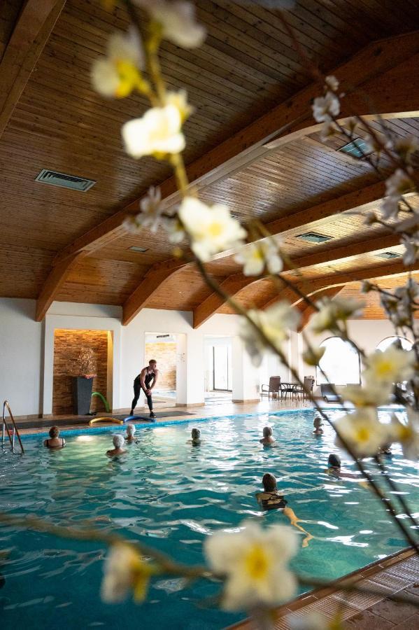 Bryn Meadows Golf, Hotel & Spa Blackwood  Exterior photo